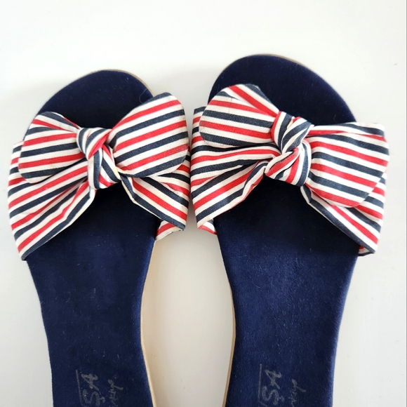 Blue and red stripes sandals flats Size 8 - Picture 3 of 3